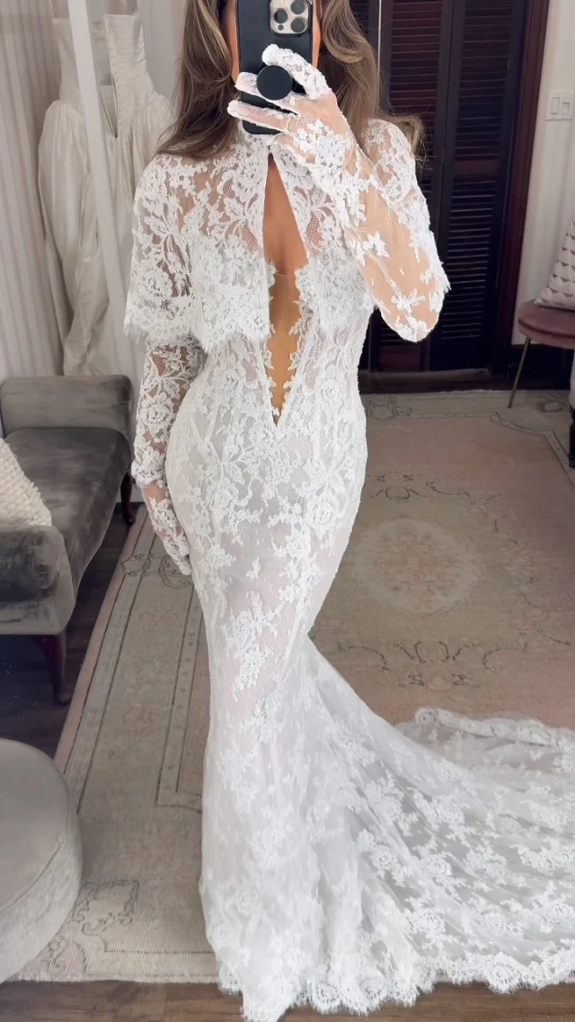 BERTA Miami. 
Exclusively at @chicparisien