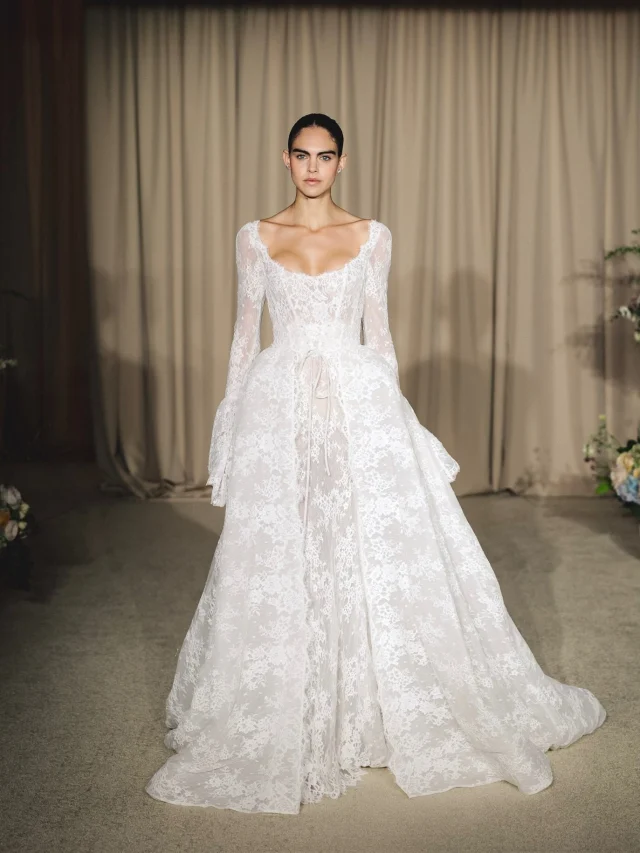 Coming to Chicago next weekend🪽SS27 trunk show @ultimatebridechicago 🤍 

Aug. 27 - Sept 5th | by appointment only.